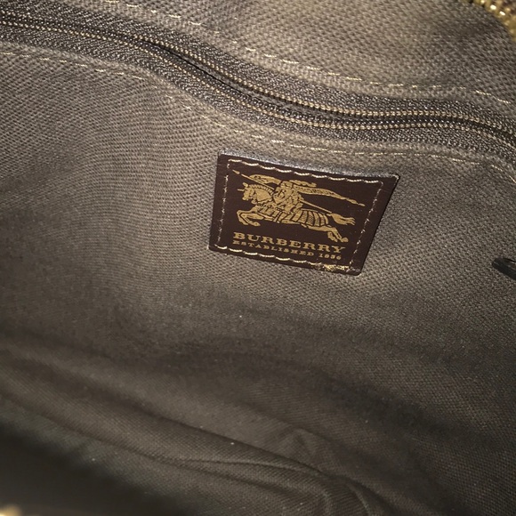 Burberry purse and wallet - Picture 3 of 5